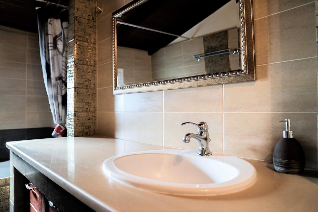 Liberis Loft Suite Argostoli  Eksteriør billede